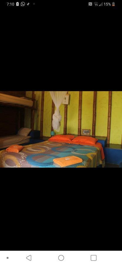 Saigon Backpackers Hostel Mancora Luaran gambar